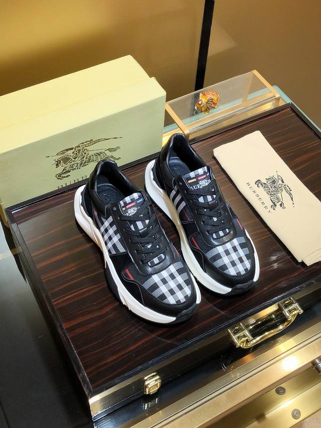 商品名称：Burberry 巴宝莉 正规码数: 38-44 休闲鞋 商品材料：精选 进口牛皮鞋面，柔软羊皮内里；原厂大底。